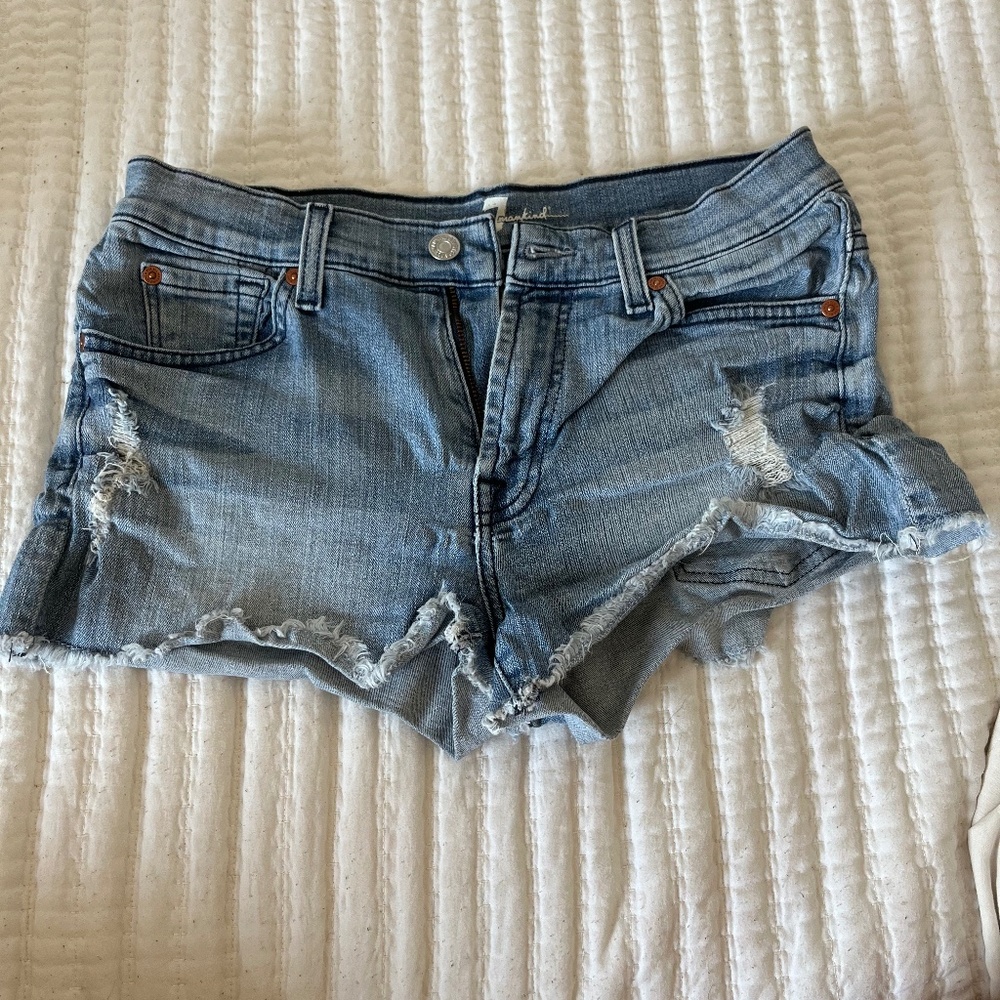 Woman's 7 for All Mankind Shorts